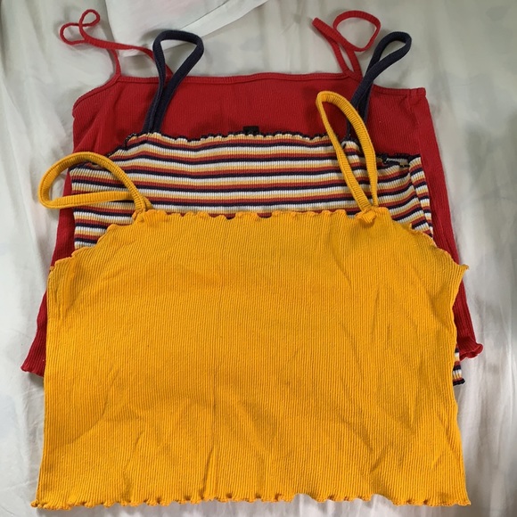 Mix and match crop top lot - Picture 3 of 4